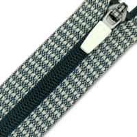 Yarn-dyed patterned zipper tape in a houndstooth direction